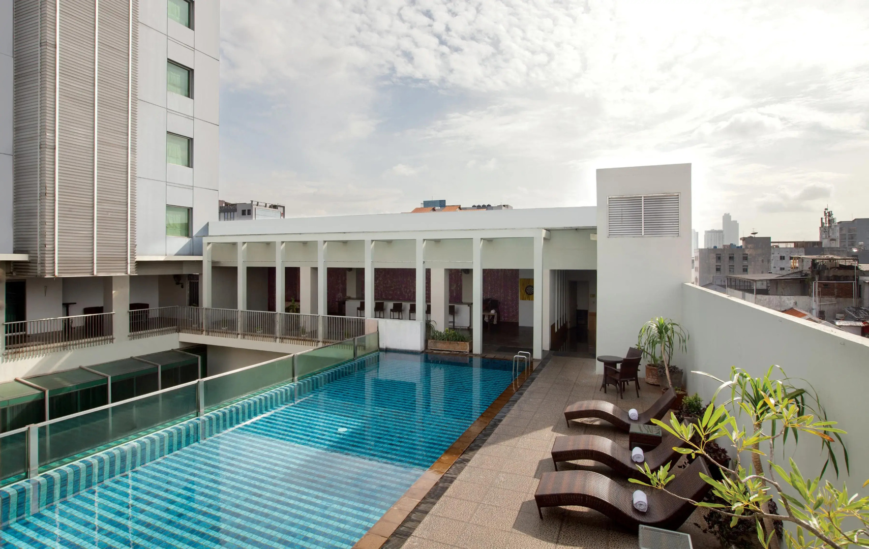 Photo - Sparks Life Jakarta, ARTOTEL Curated