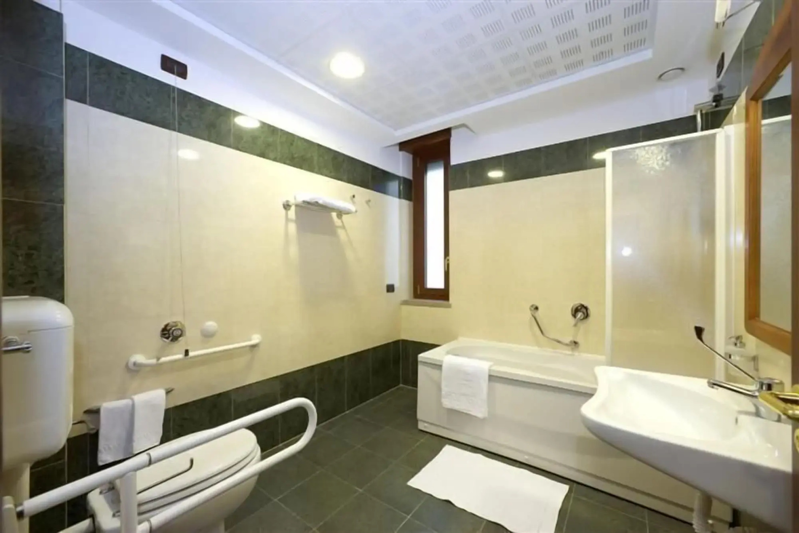 Photo - Ulisse Deluxe Hostel
