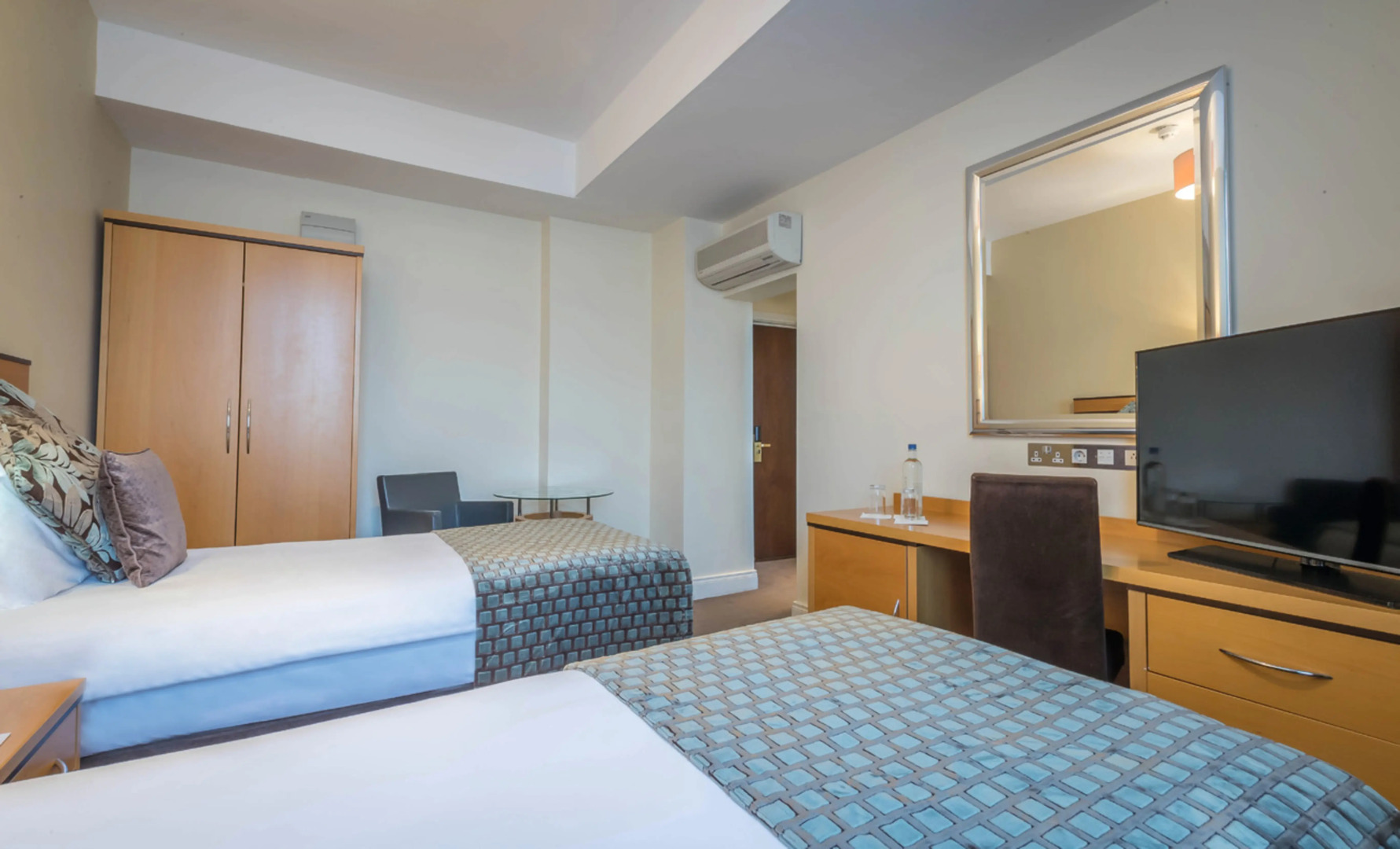 Photo - Riu Plaza The Gresham Dublin