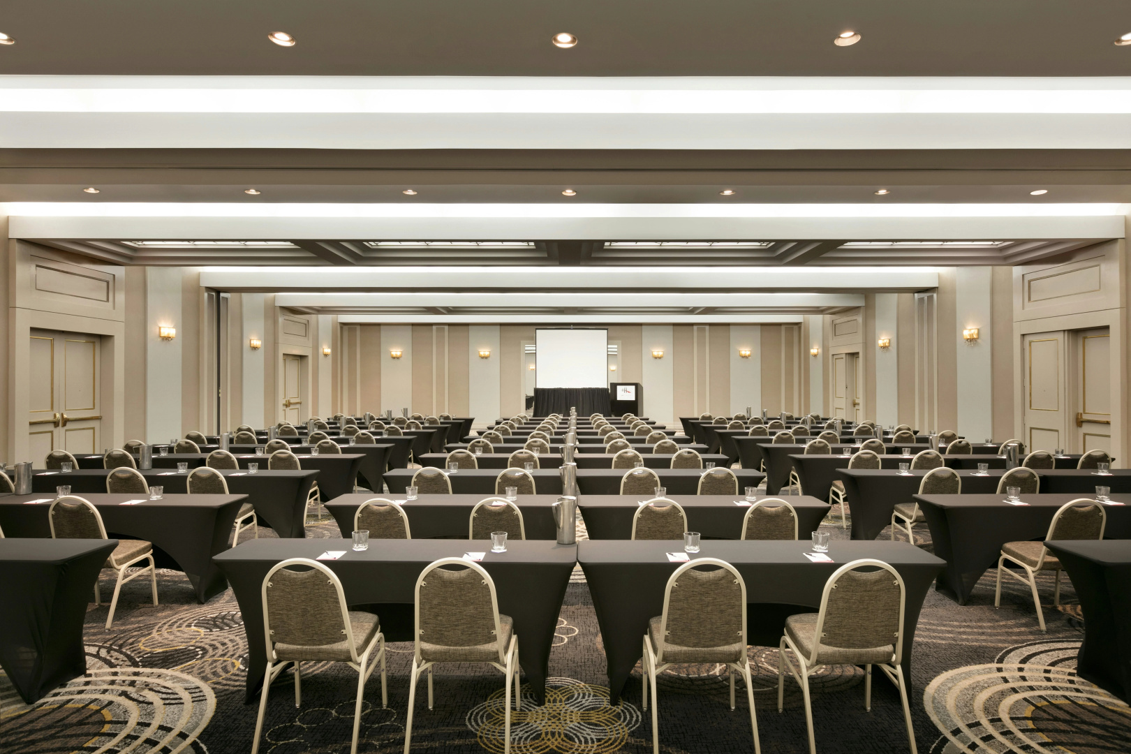 Foto - DoubleTree by Hilton New York LaGuardia Airport