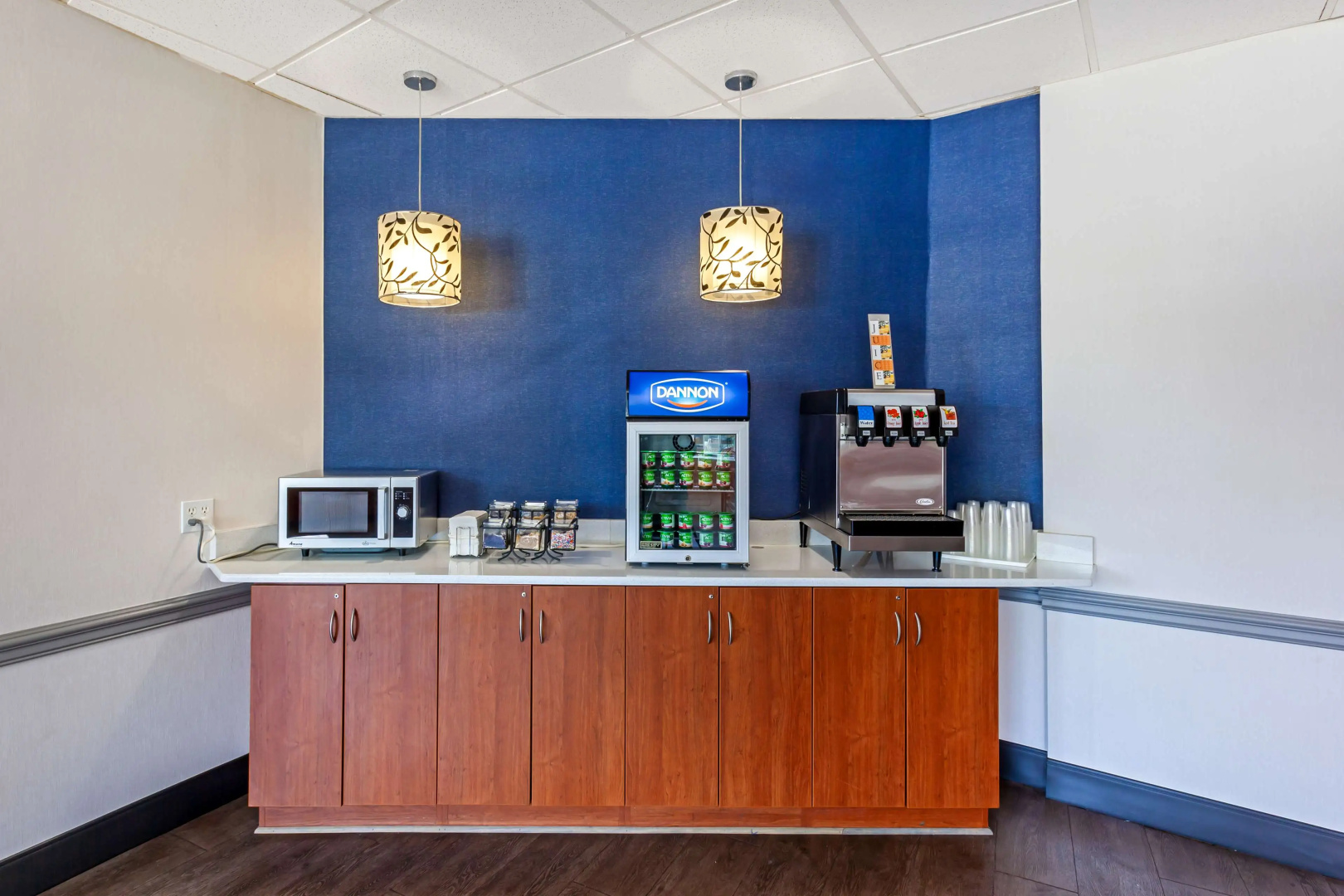 Photo - Best Western Summit Inn