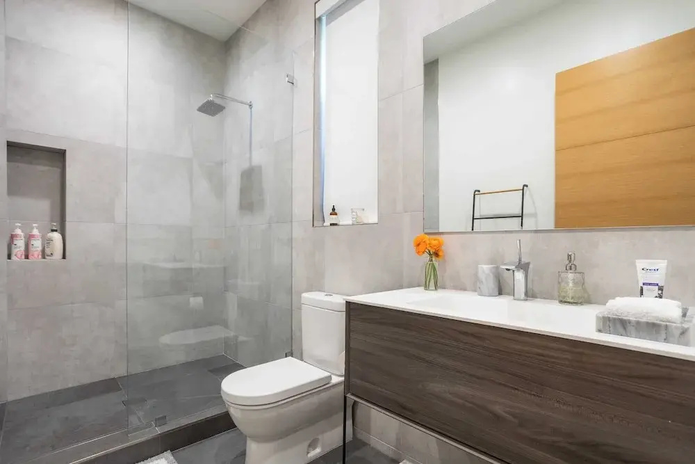 Foto - Luxe Weho Villa, Walk to Melrose Ave, Pool + Hot Tub North Vista by Avantstay