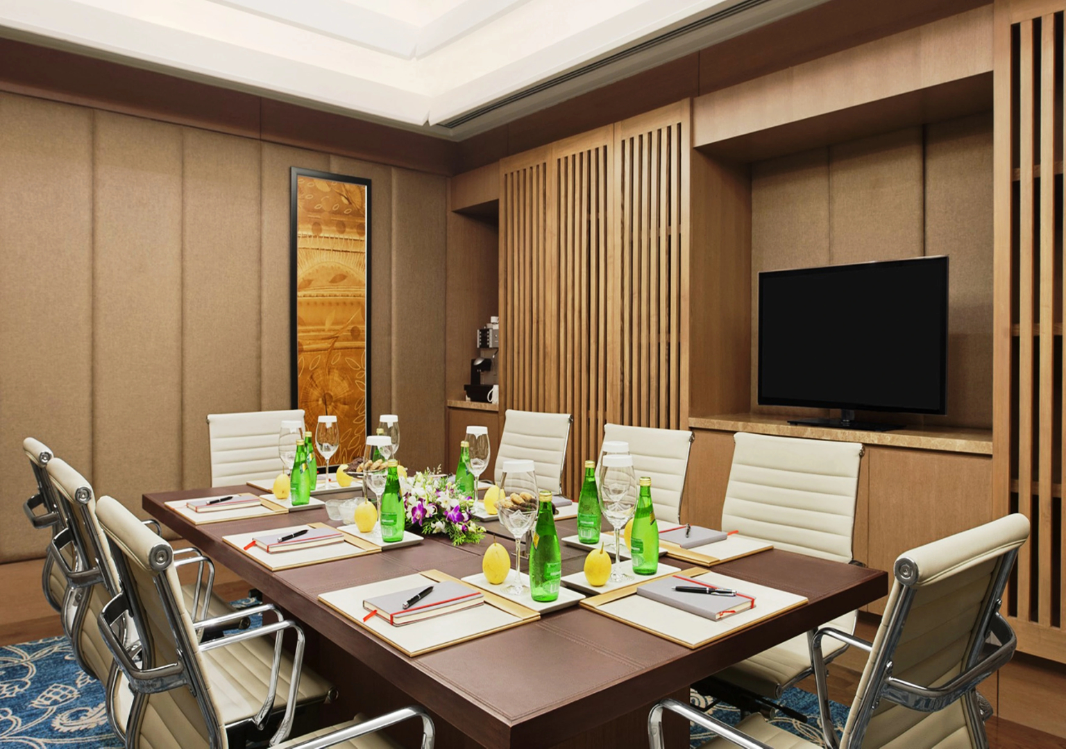 Photo - The Leela Ambience Gurugram Hotel & Residences - The Luxury Urban Sanctuary