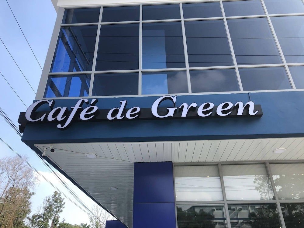 The Clover Hotel Angeles City