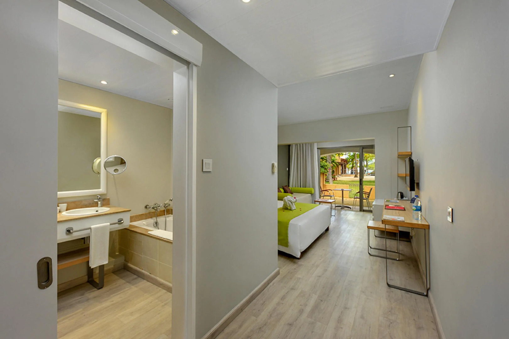 Photo - Mauricia Beachcomber Resort & Spa