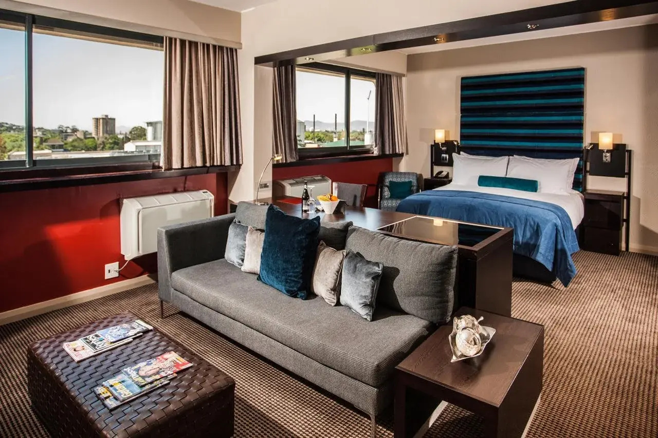 Photo - Southern Sun Newlands