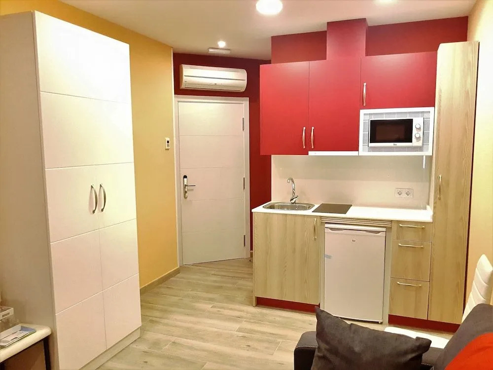 Photo - Avenida De America Tijcal