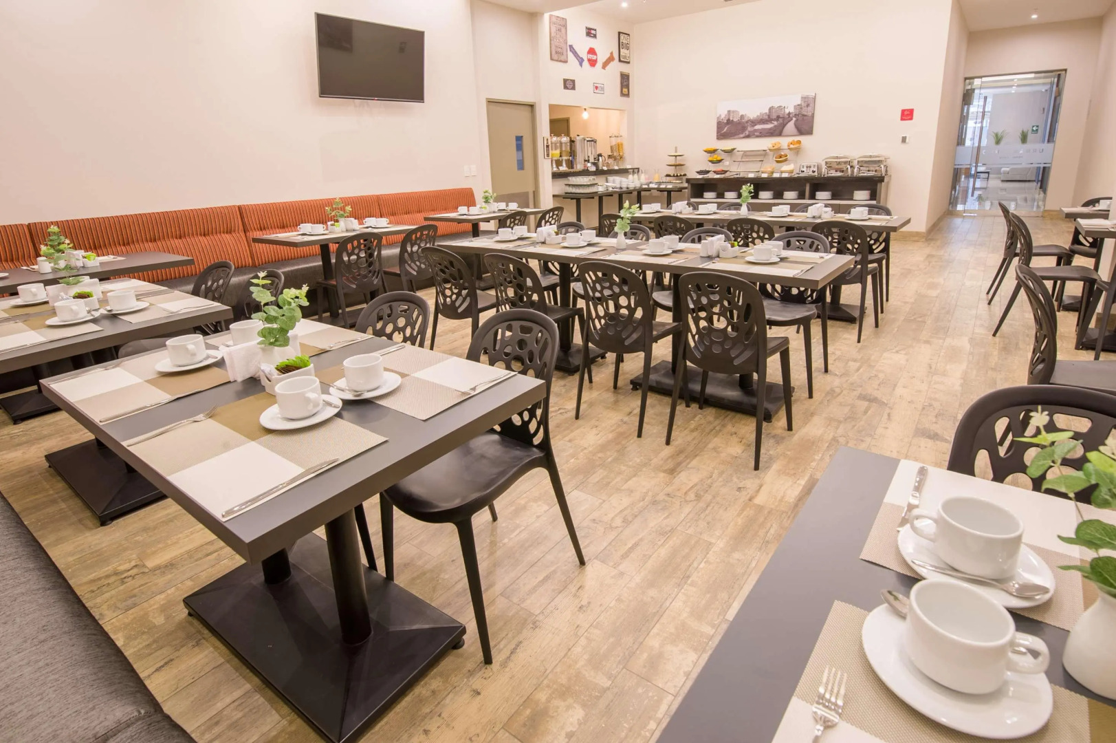 Photo - Best Western Posada Royale Hotel & Suites