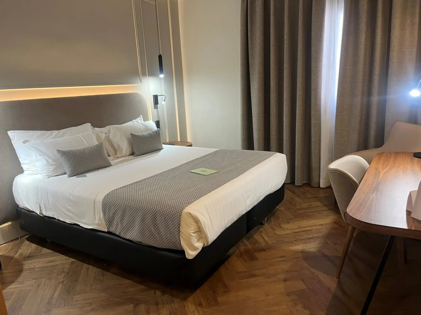 Photo - Silken Rona Dalba