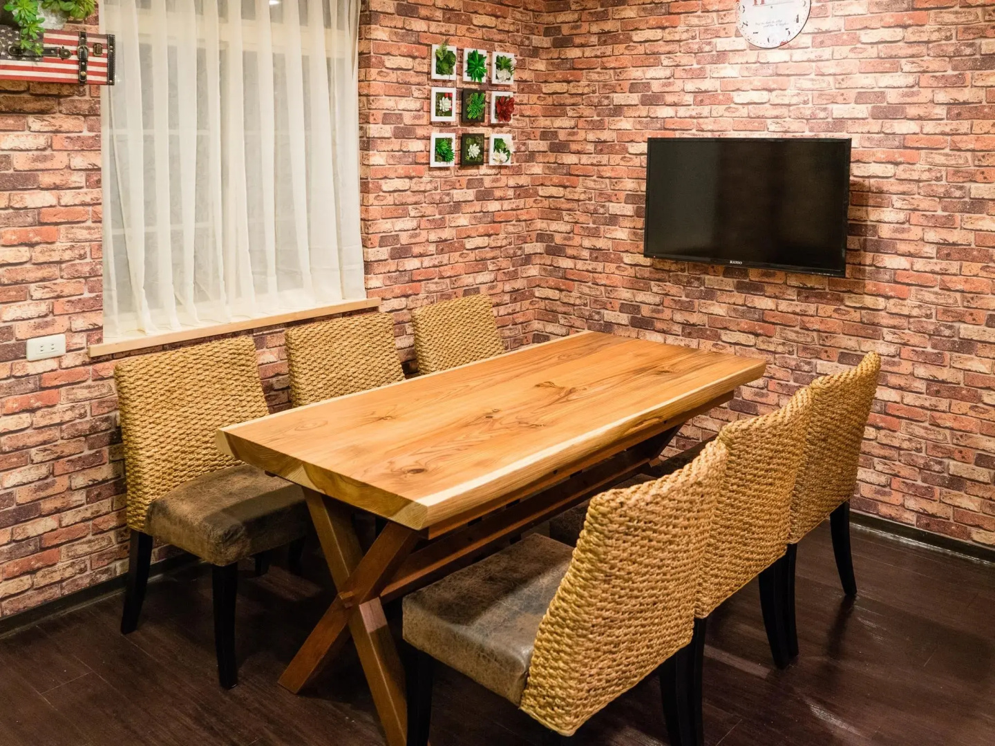 Photo - E House Hotel