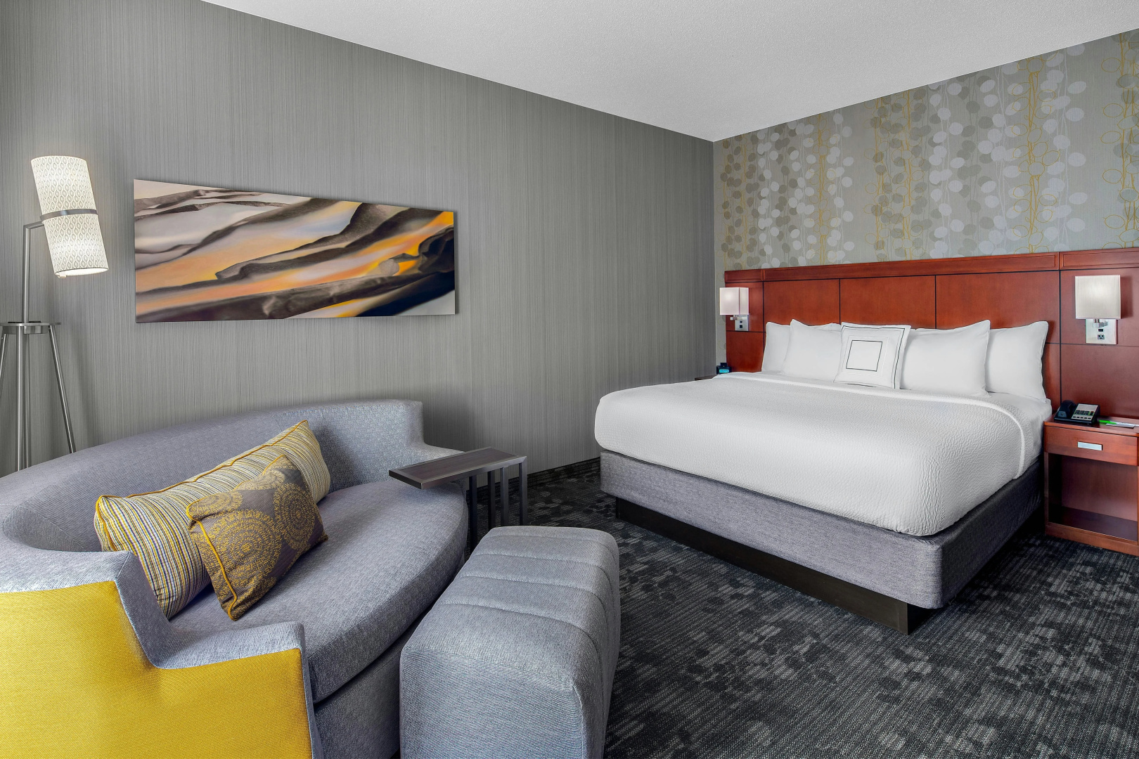 Photo - Courtyard by Marriott Pittsburgh Airport