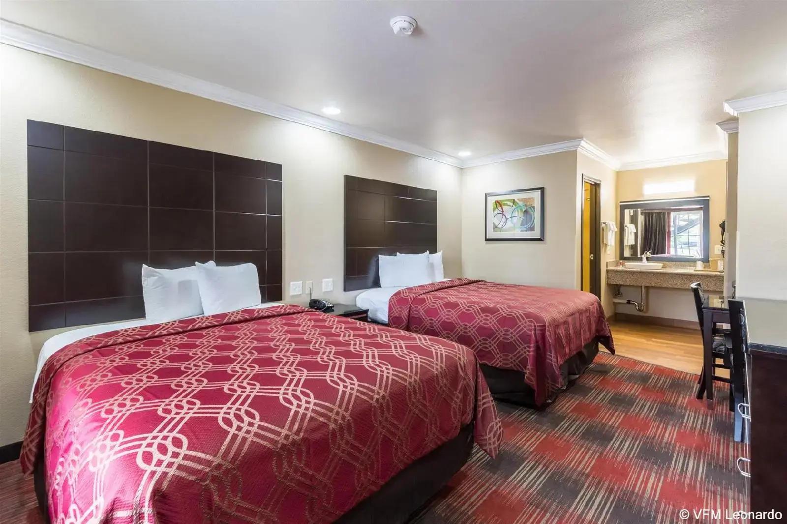 Photo - Econo Lodge Inn & Suites Escondido Downtown