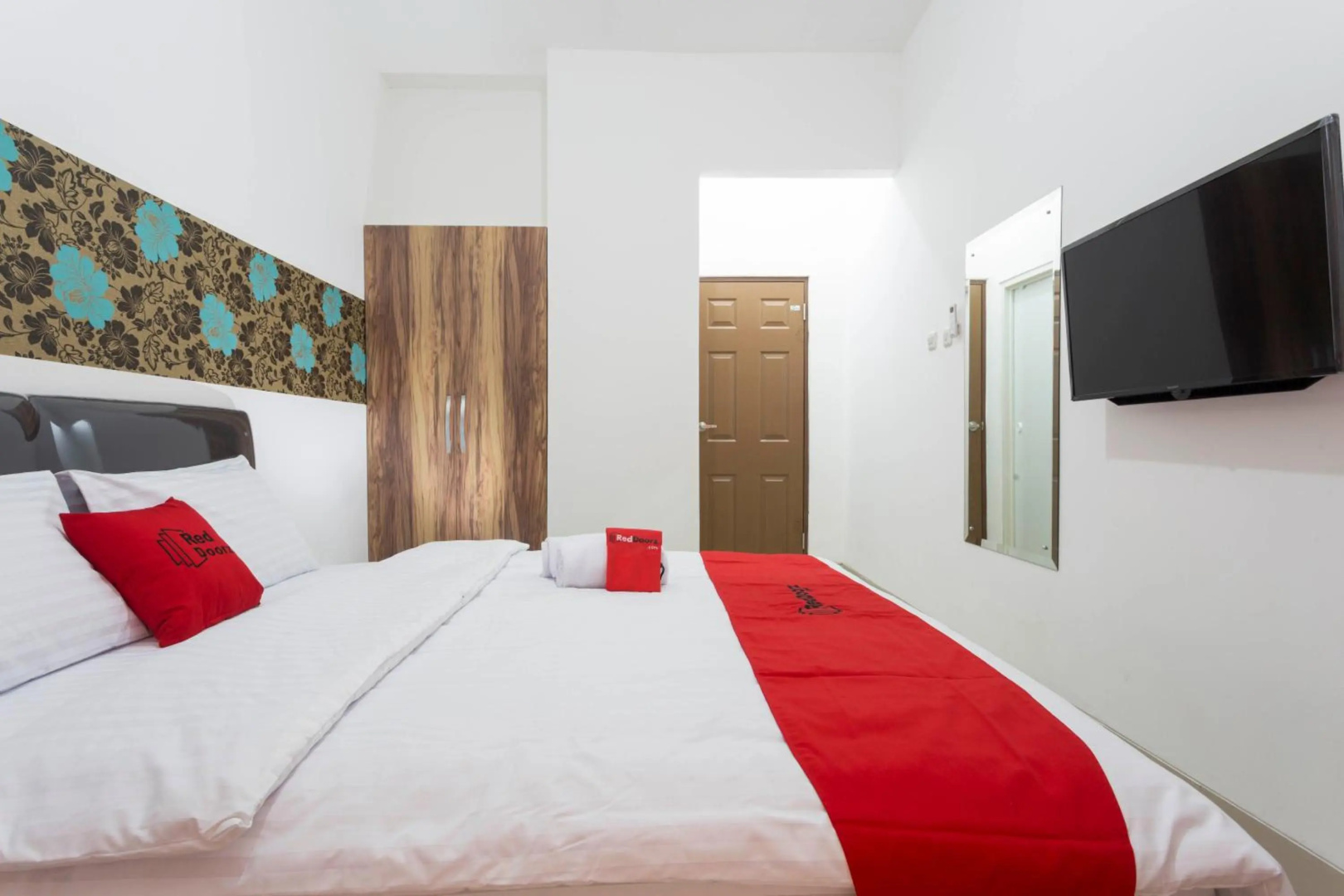 Photo - RedDoorz Plus @ Boulevard Residence BSD