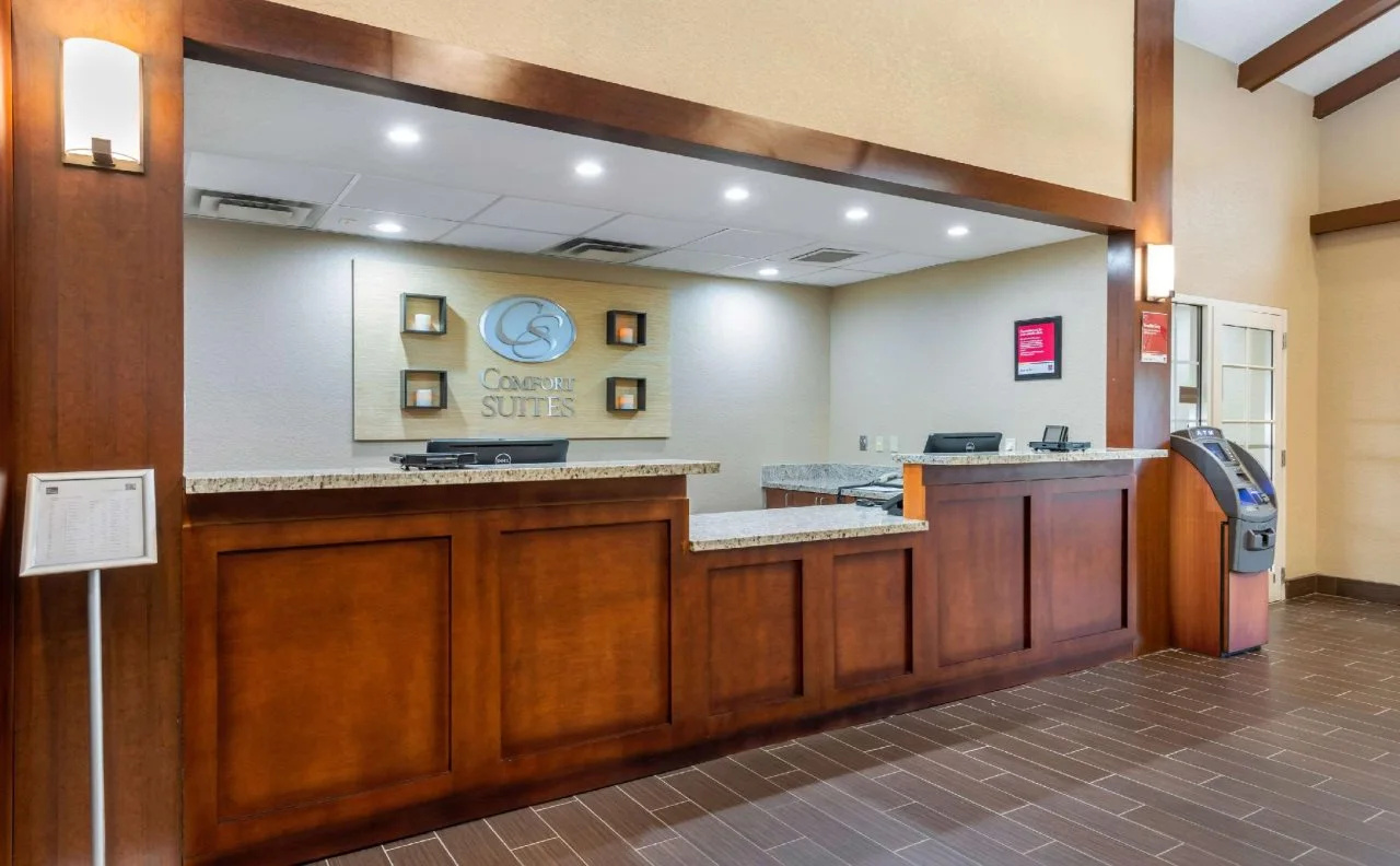 Photo - Comfort Suites Downtown