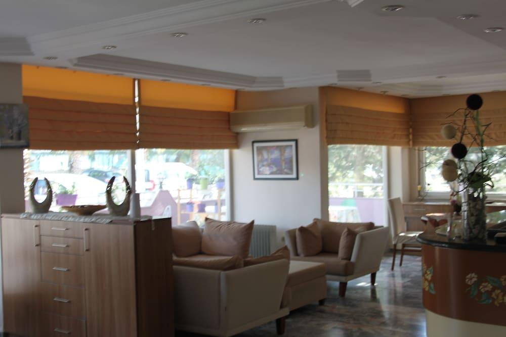 Photo - Villa Granada Hotel