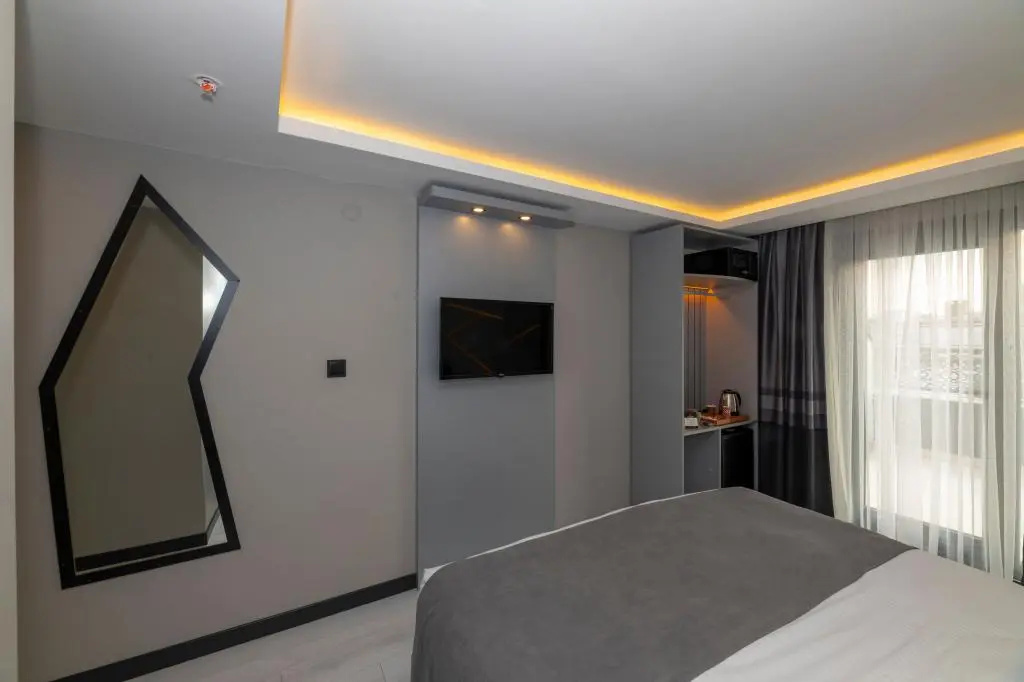 Photo - White Corner Hotel