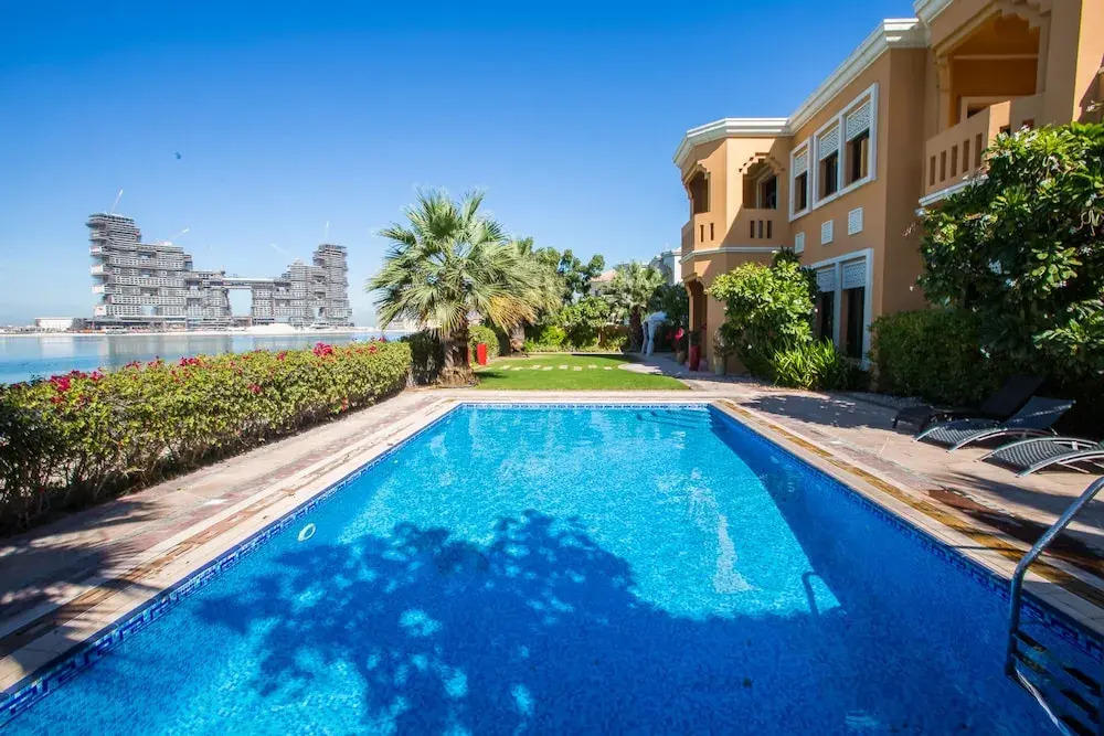 Foto - Maison Privee - Prvt Pool & Beach Access in Luxury Palm Jumeirah 6BR Villa