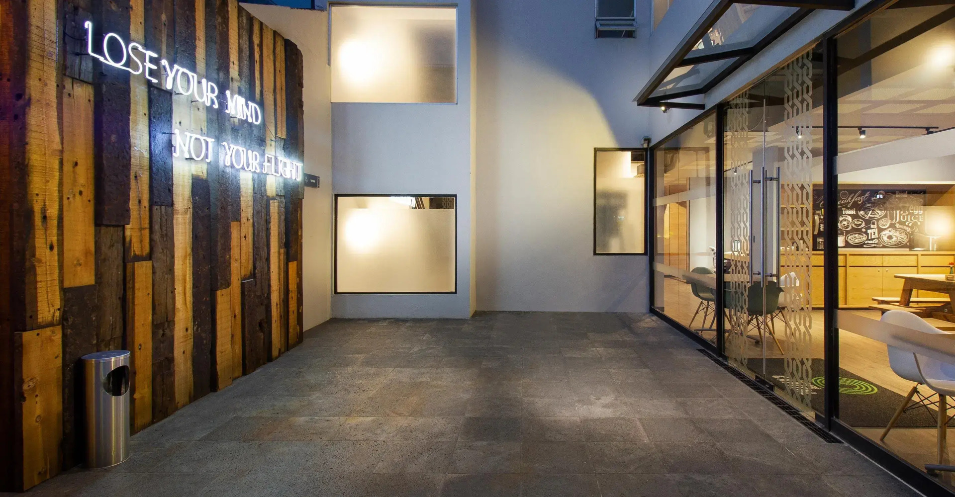 Photo - Hotel MX aeropuerto CDMX, Trademark Collection by Wyndham