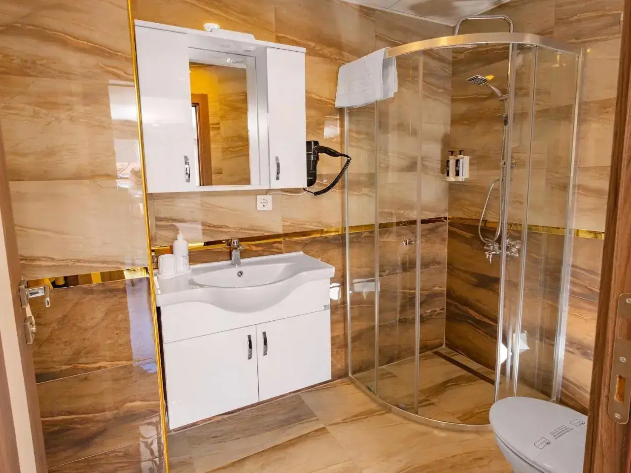 Foto - Quinnova Hotel