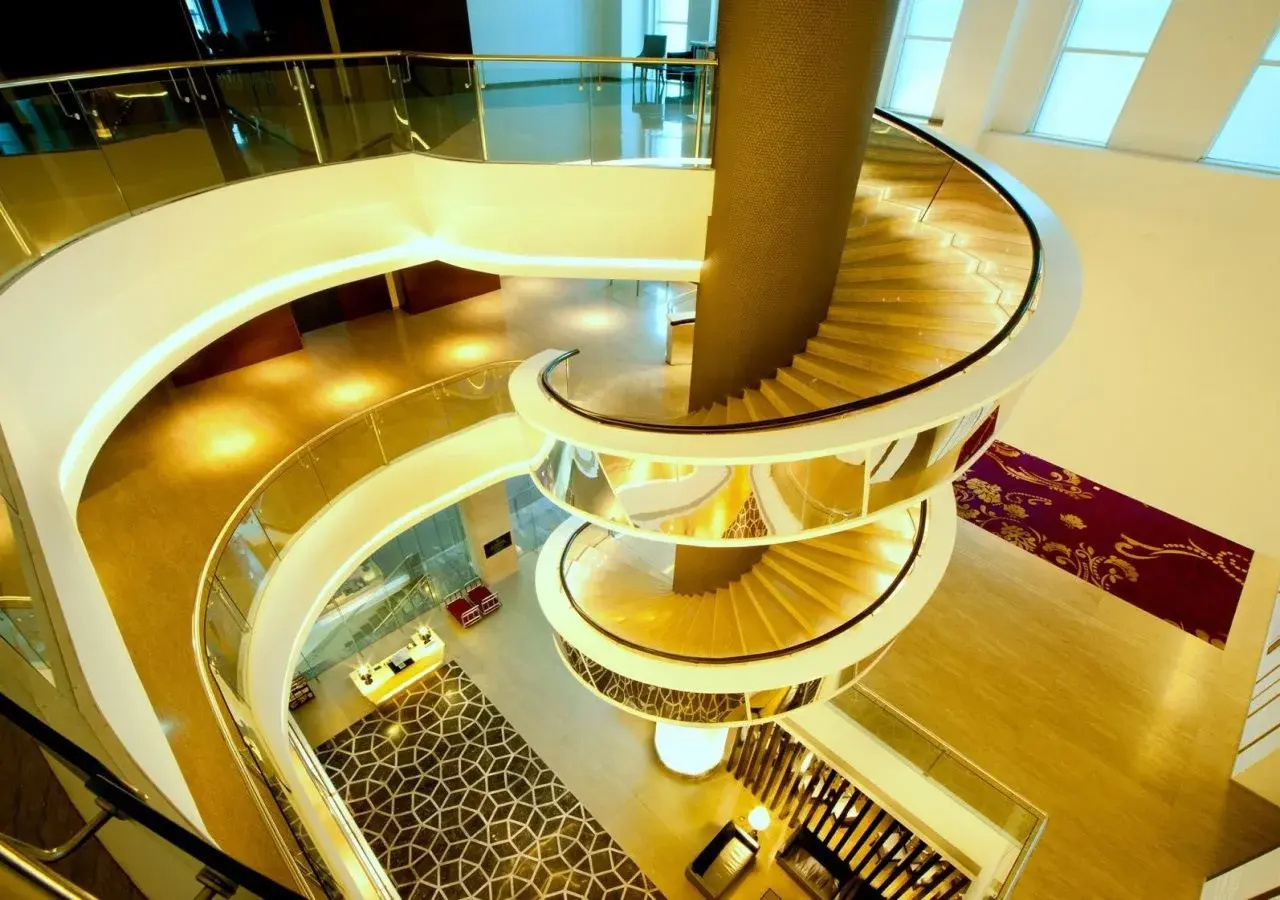 Photo - JS Luwansa Hotel and Convention Center