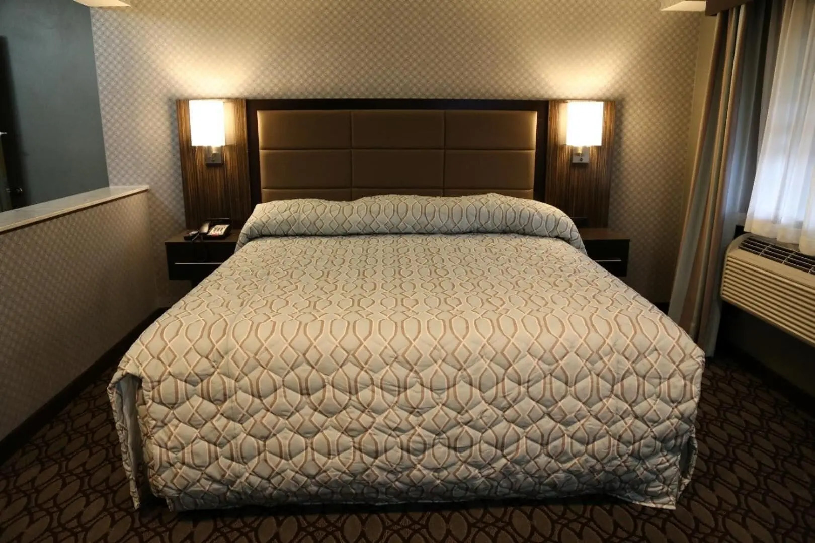 Photo - Red Carpet Inn Elmwood