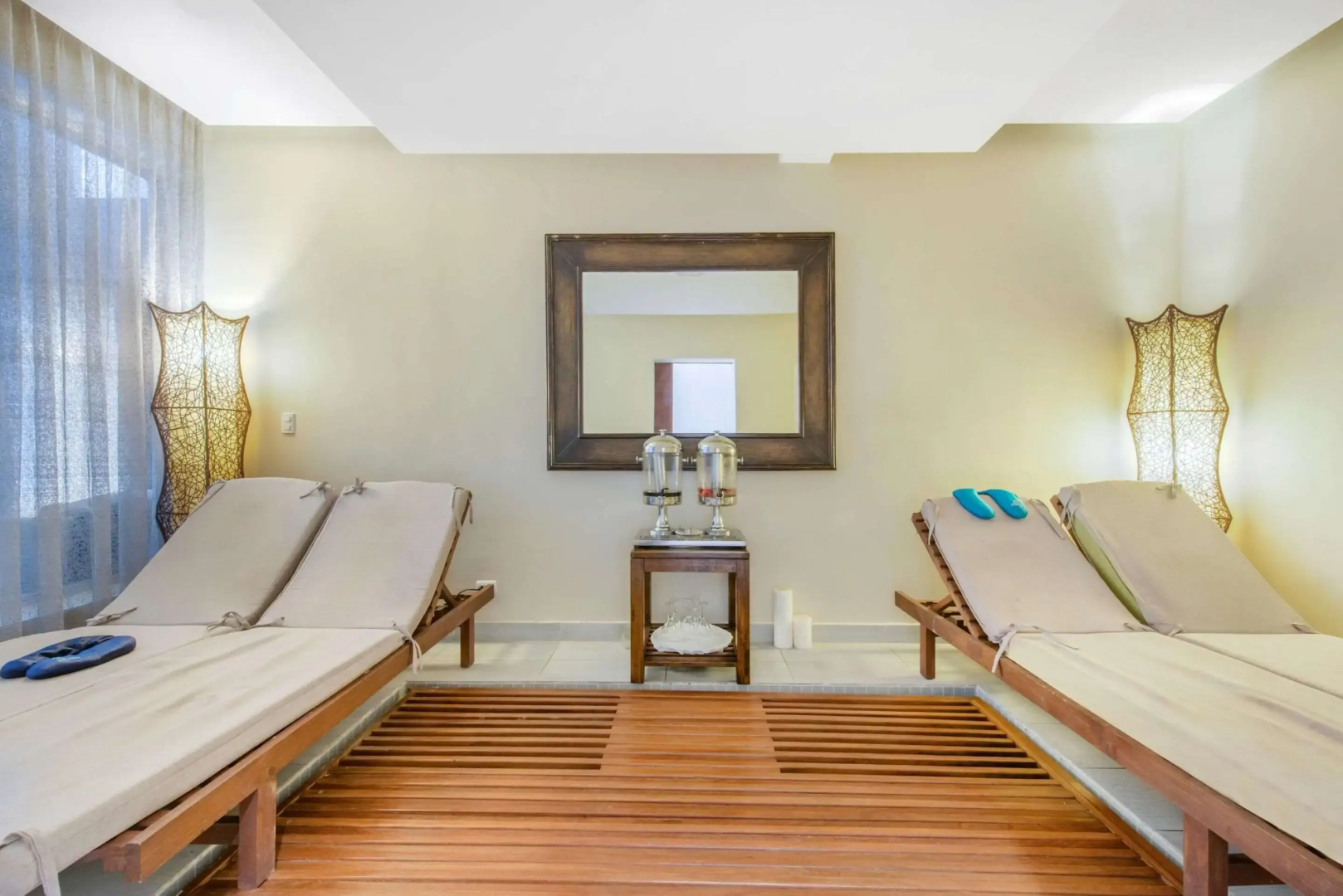 Photo - Emotions by Hodelpa - Juan Dolio