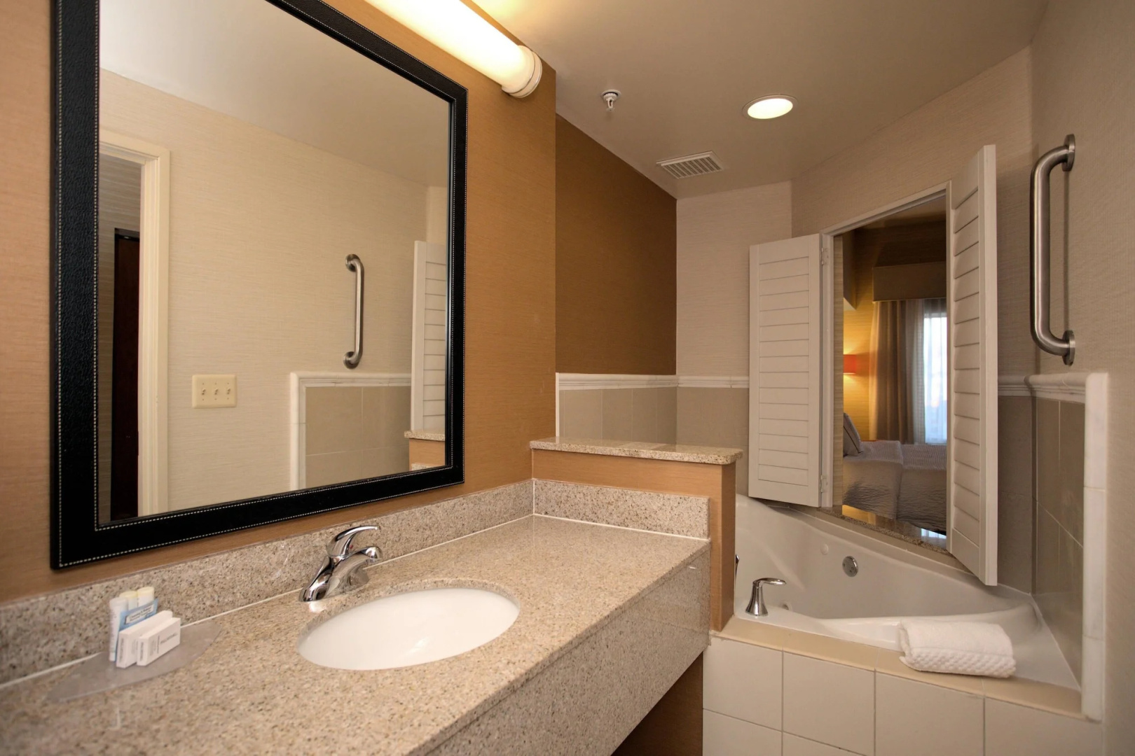 Foto - Fairfield Inn & Suites by Marriott Edison-South Plainfield