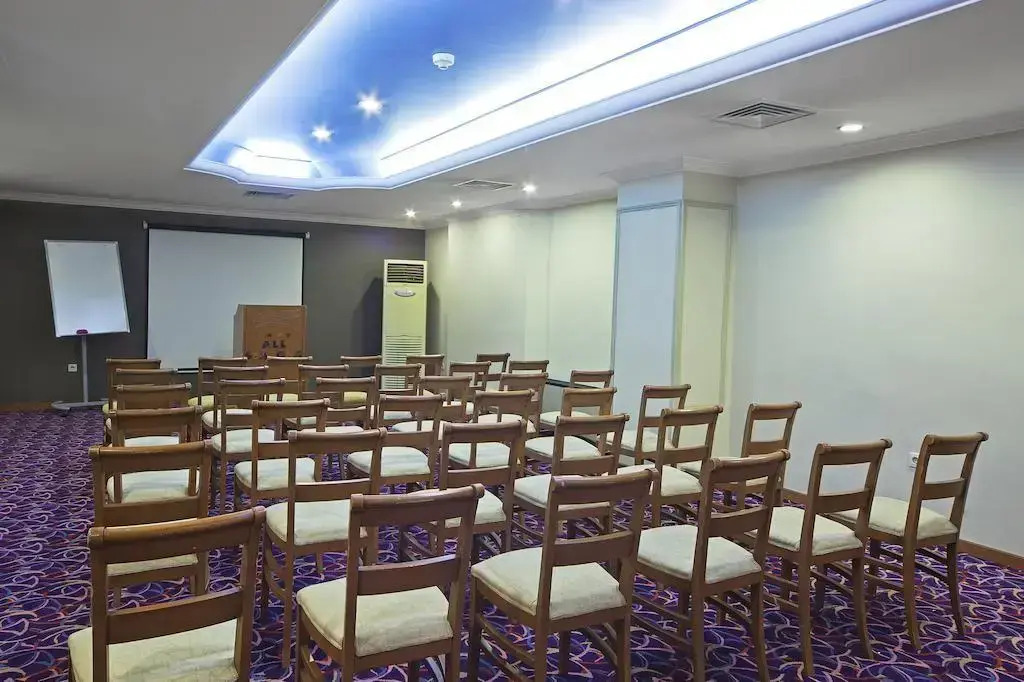 Foto - All Seasons Hotel