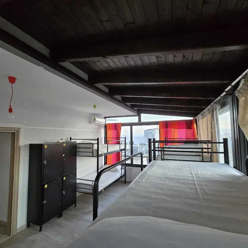 Foto - Lazy Roo Hostel Saranda