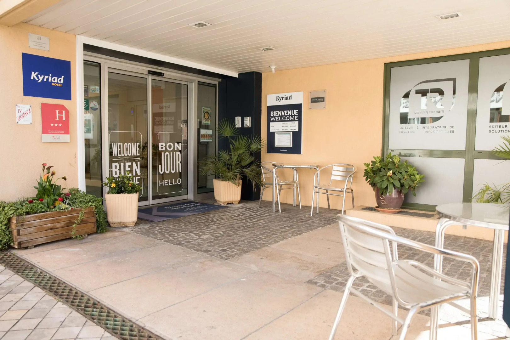 Foto - Kyriad Villefranche Sur Saone Porte du Beaujolais -Rénové-