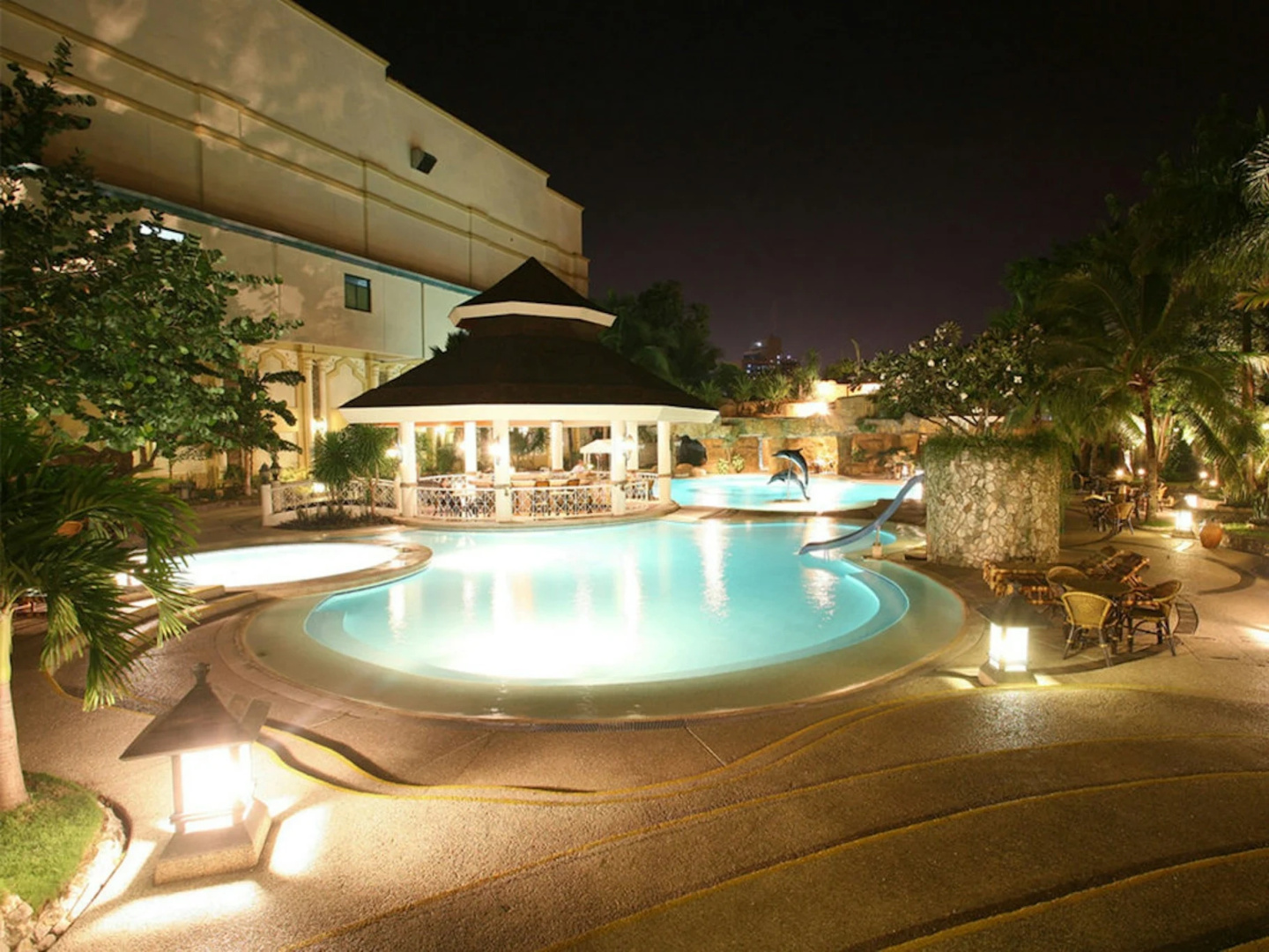 Photo - Waterfront Cebu City Hotel & Casino