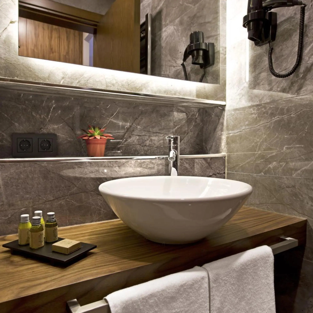 Photo - SNOG Rooms & Suites
