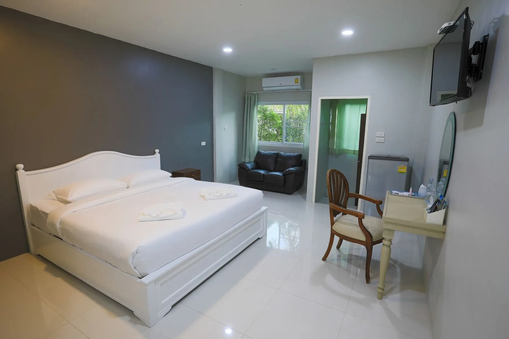 Photo - Phuket Nonnita Boutique Resort - SHA Plus