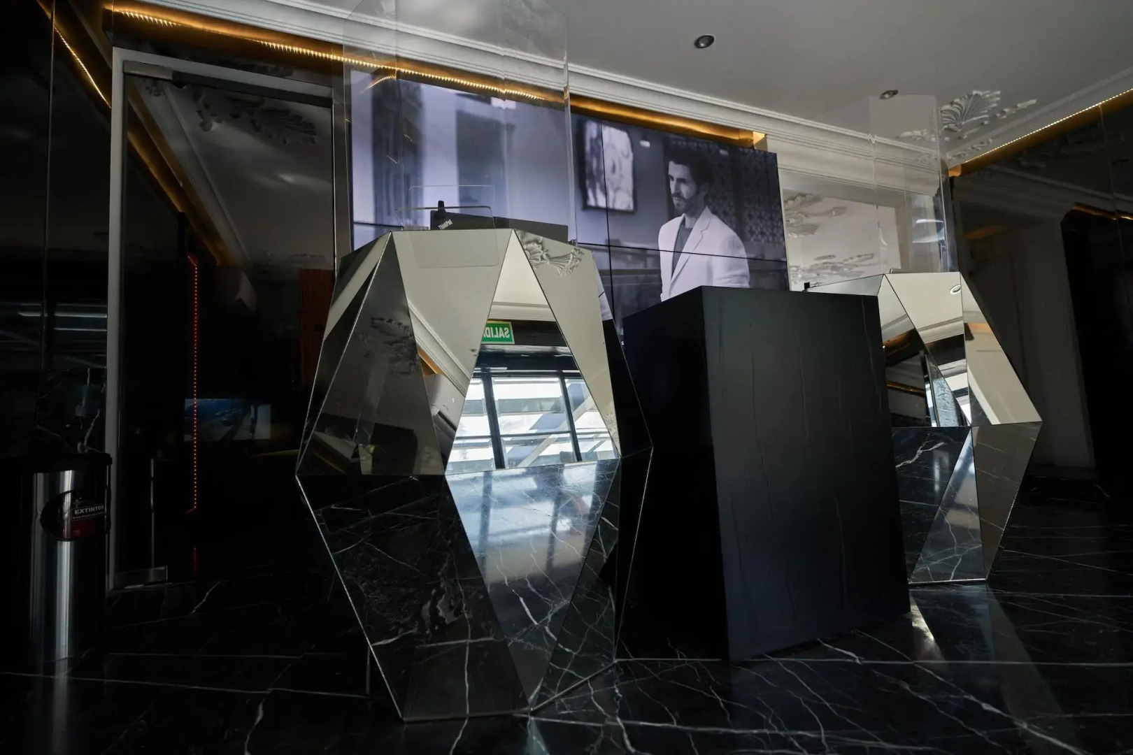 Foto - The Xperience by g