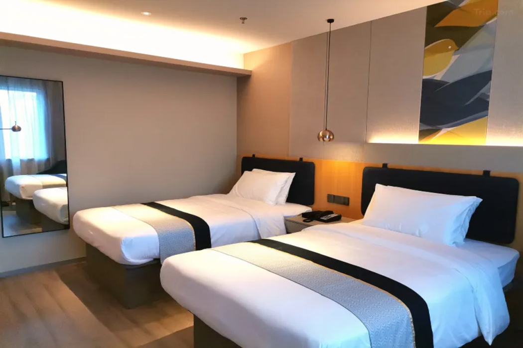 Home Inn Business Hotel (Jinzhou Liaoshen Battle Memorial Hall Shiqiaozi Early Market Branch）