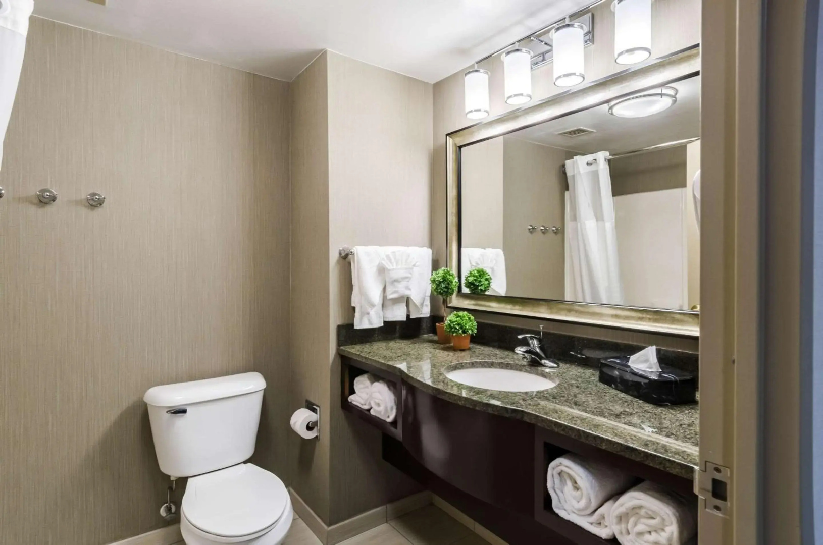 Foto - Comfort Inn & Suites Logan International Airport