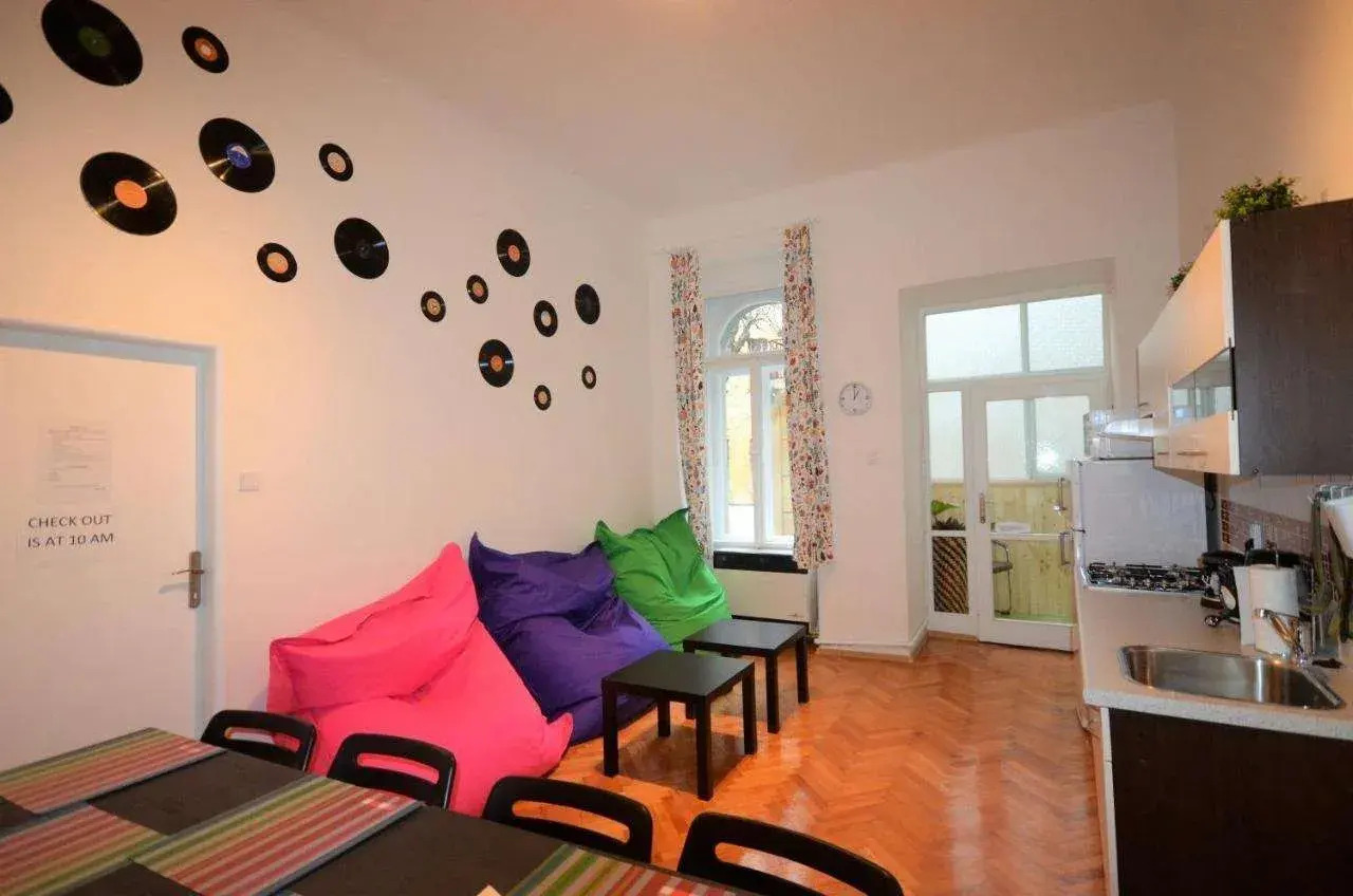 Foto - Travel&Joy backpackers