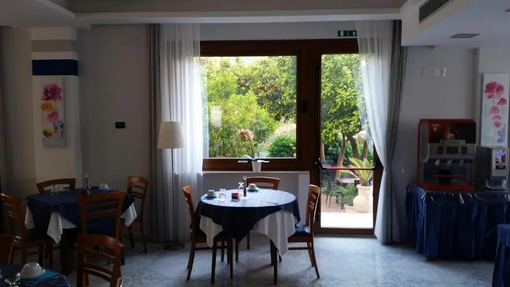 Photo - Hotel Leone