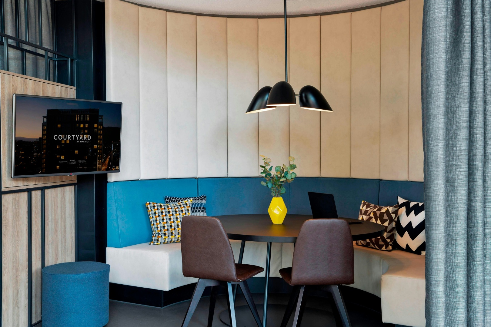 Foto - Courtyard by Marriott Zurich North