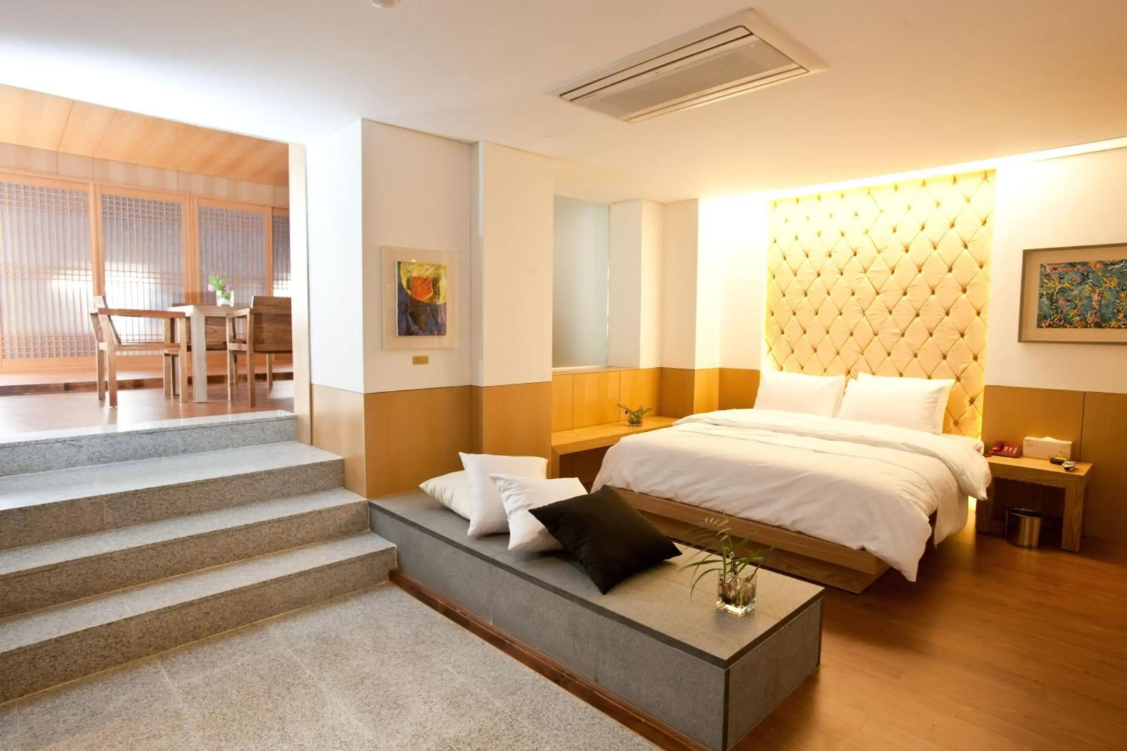 Photo - Yuwon Hotel