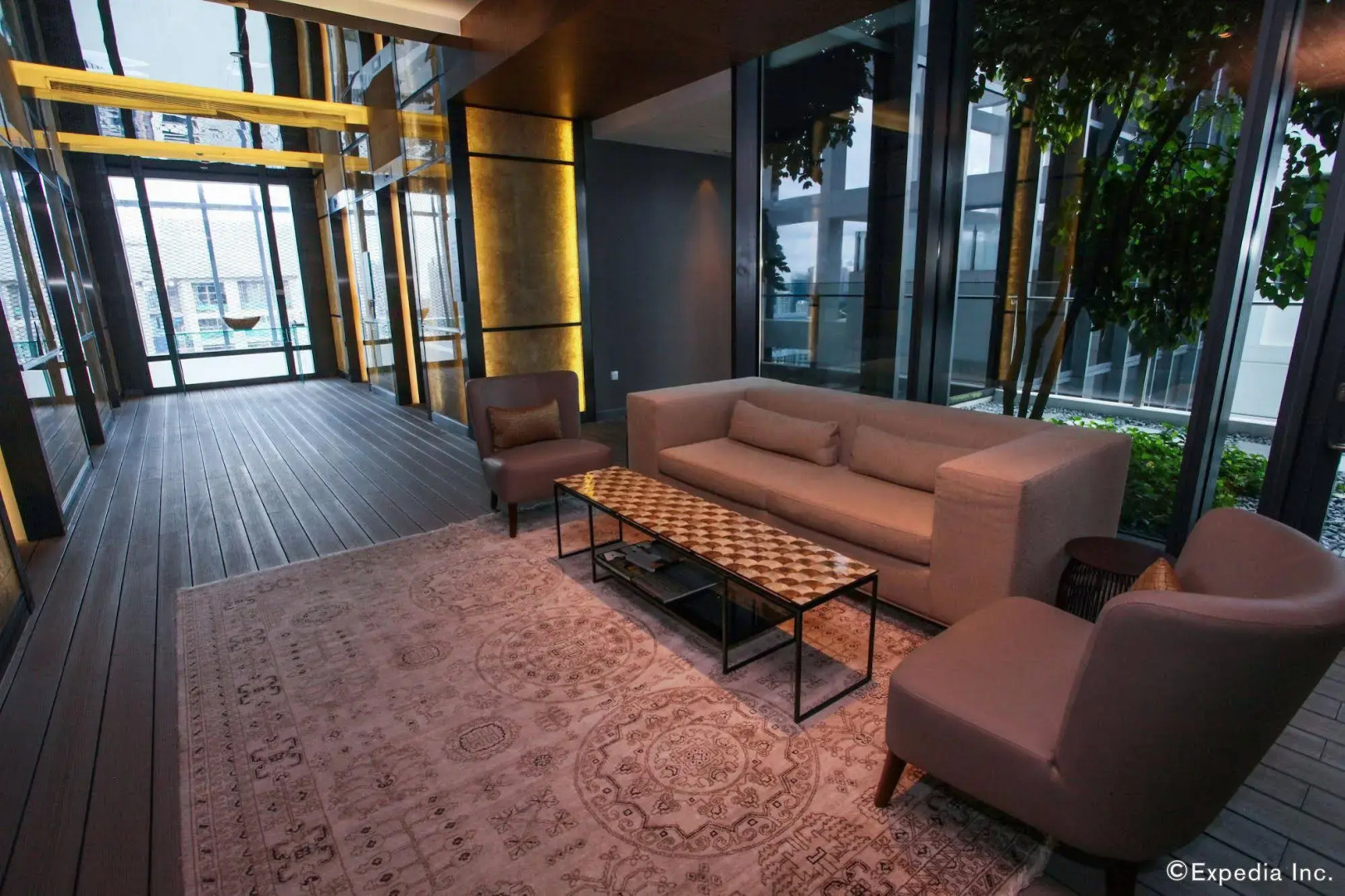 Photo - One Farrer Hotel