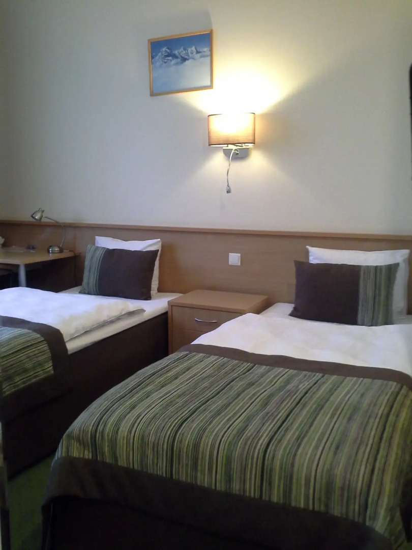 Photo - Sky High Hotel Airport 200 meters from the terminal