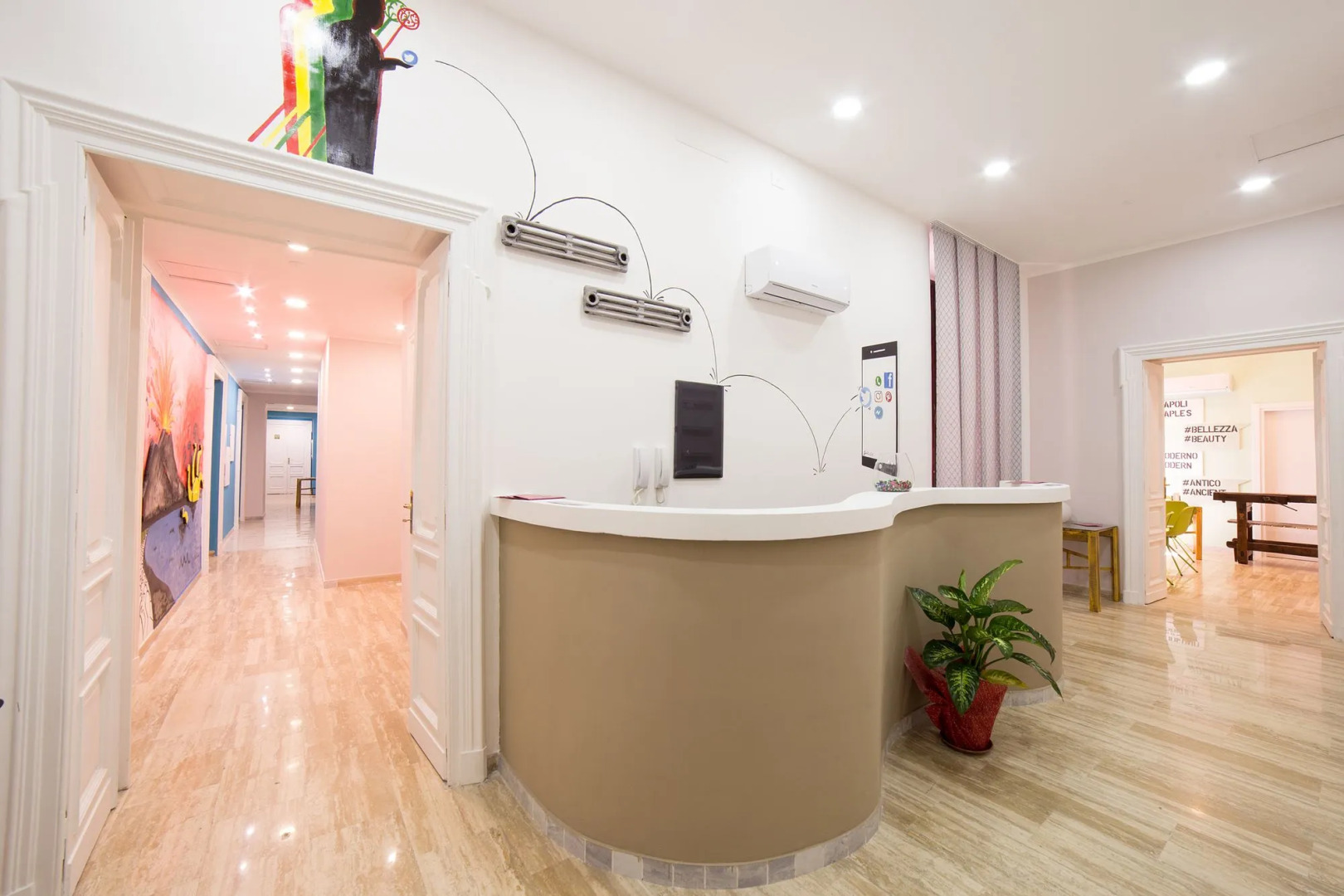 Photo - P.C. Boutique H. Vesuvius, Napoli Centro, by ClaPa Group