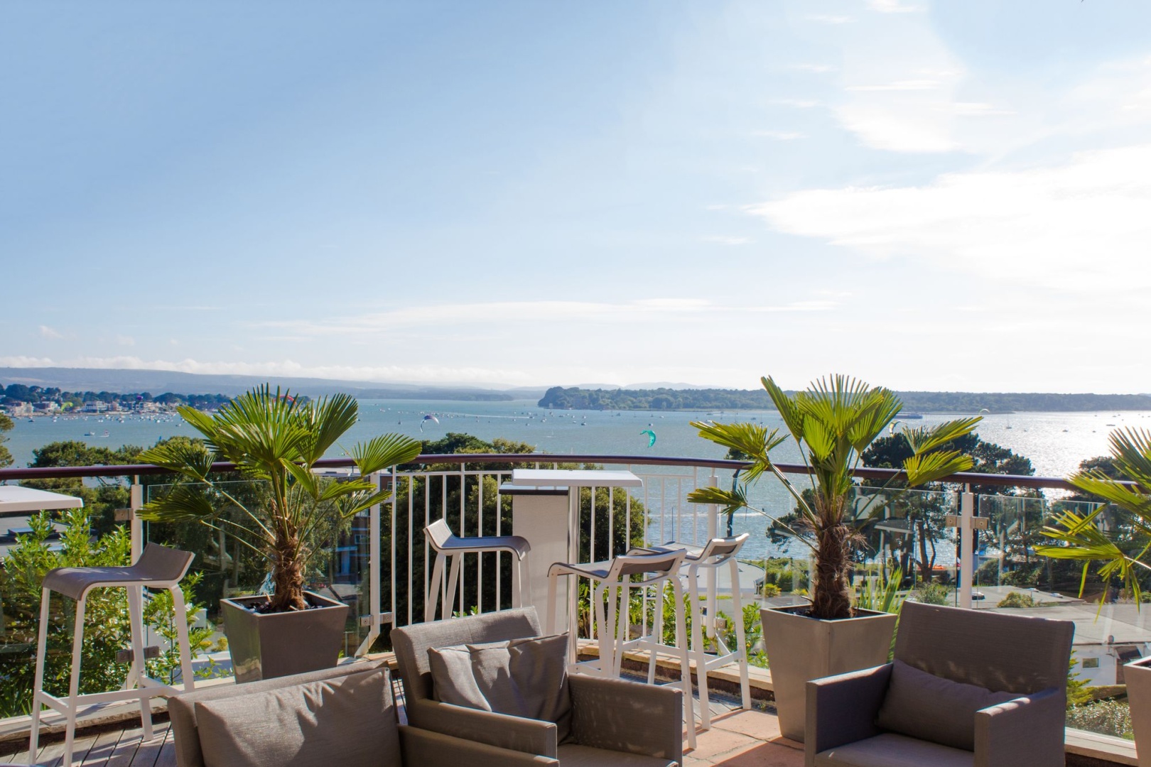 Photo - Harbour Heights Hotel