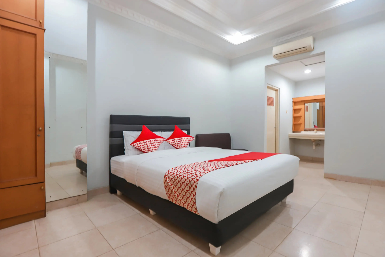 Photo - Collection O Mangga Besar Near Lokasari Square Formerly 45 Residence