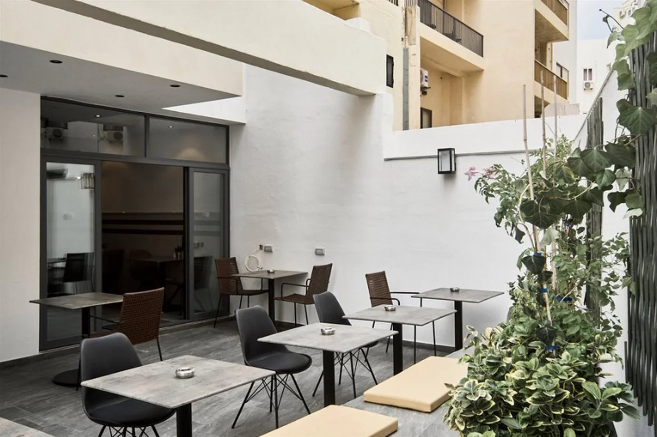 Photo - Mr Todd Hotel