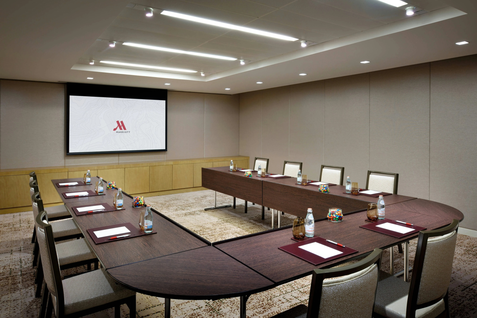 Photo - Marriott Hotel Downtown, Abu Dhabi