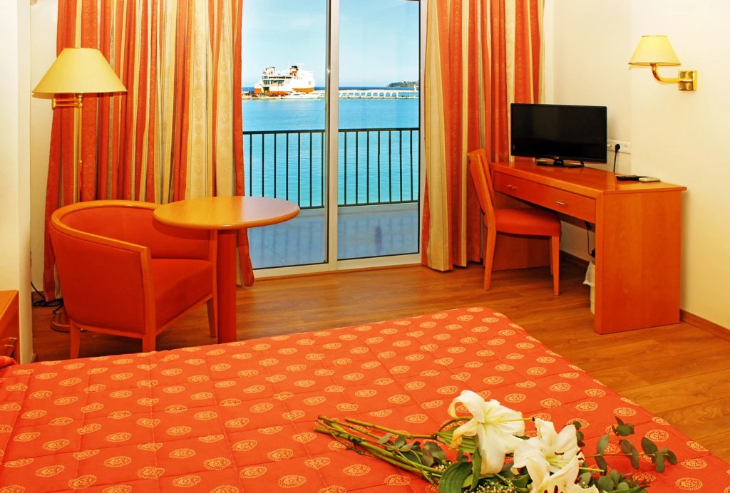 Photo - Strada Marina Hotel