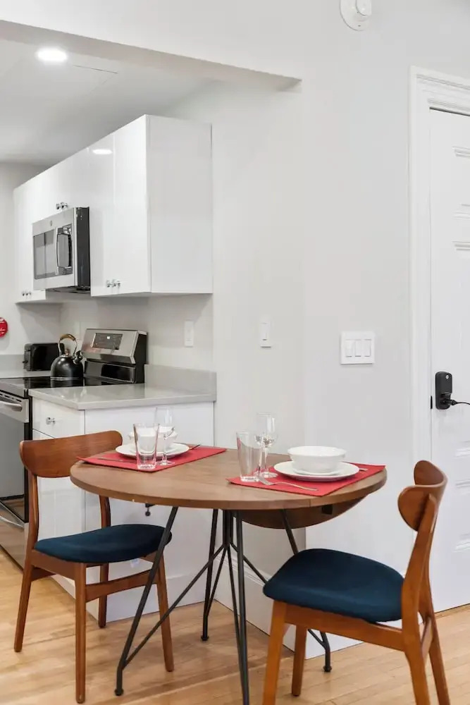 Photo - Charlesgate Suites