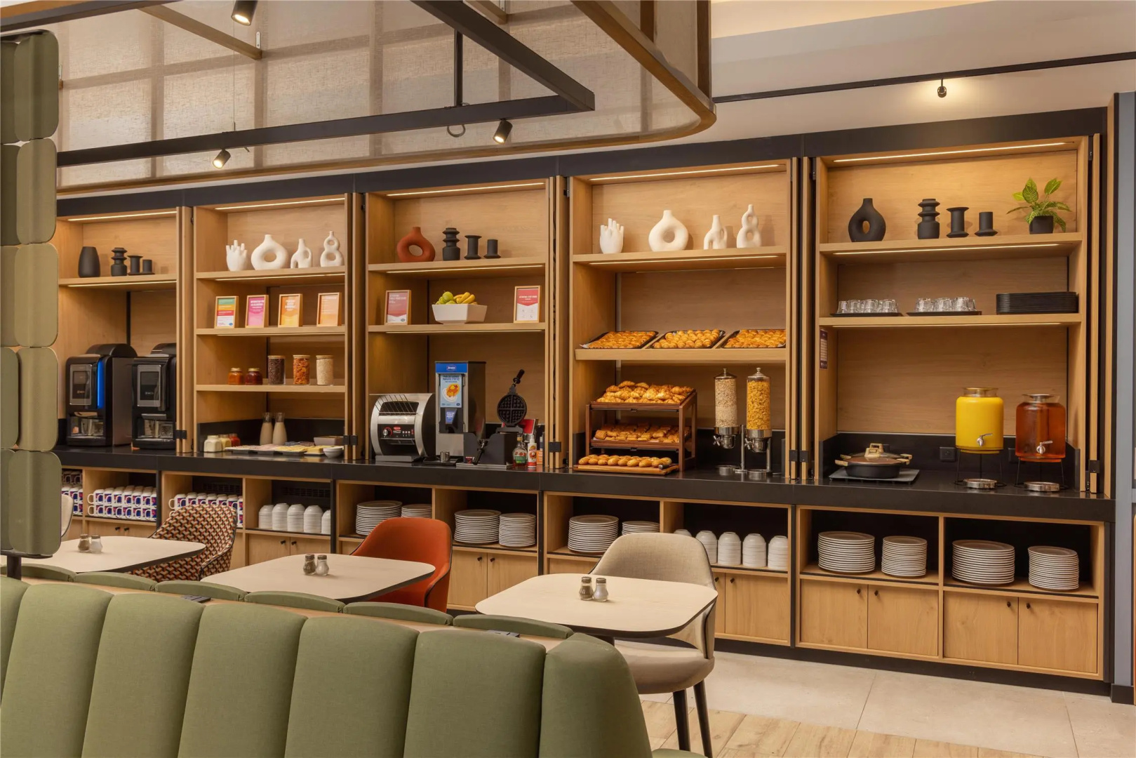 Photo - Hampton By Hilton Paris Saint Ouen